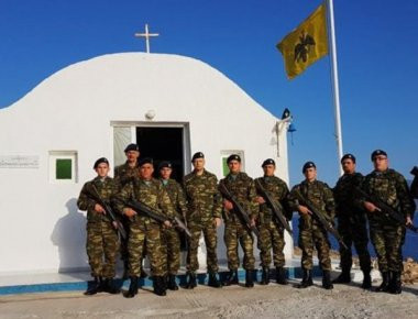 Ο Α/ΓΕΣ Αντιστράτηγος Α.Στεφανής με στρατιώτες στην ακριτική Καλόλιμνο (φωτό & βίντεο)